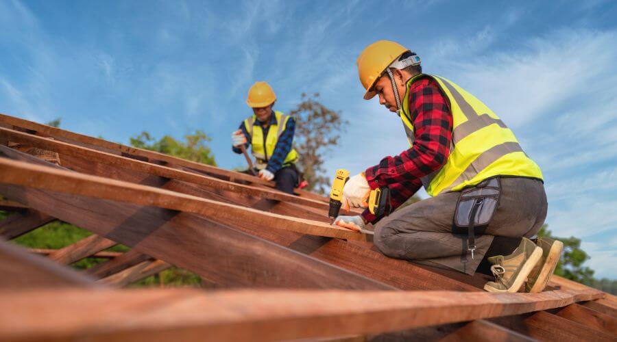 Expert Emergency Roof Repairs services in Blandinsville, IL